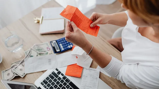 Automação Financeira e Nota Fiscal pra Pequena Empresa: Conta Azul vs Omie